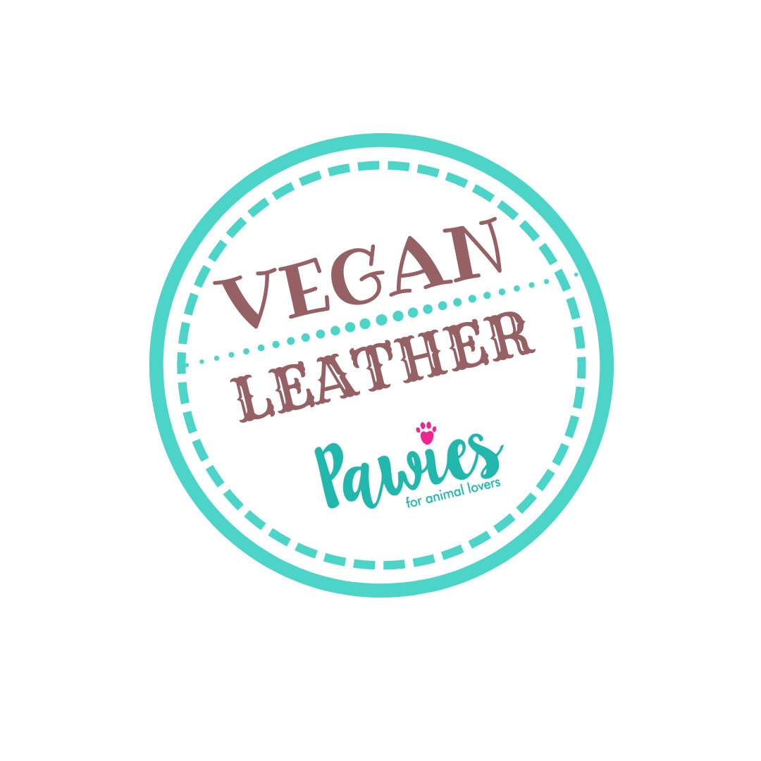 CAT WRISTLET POUCH • Cat  • Vegan leather Pouch • Vegan Leather • Wristlet coin purse • Animal Lovers •  Cat Lovers • Pouche