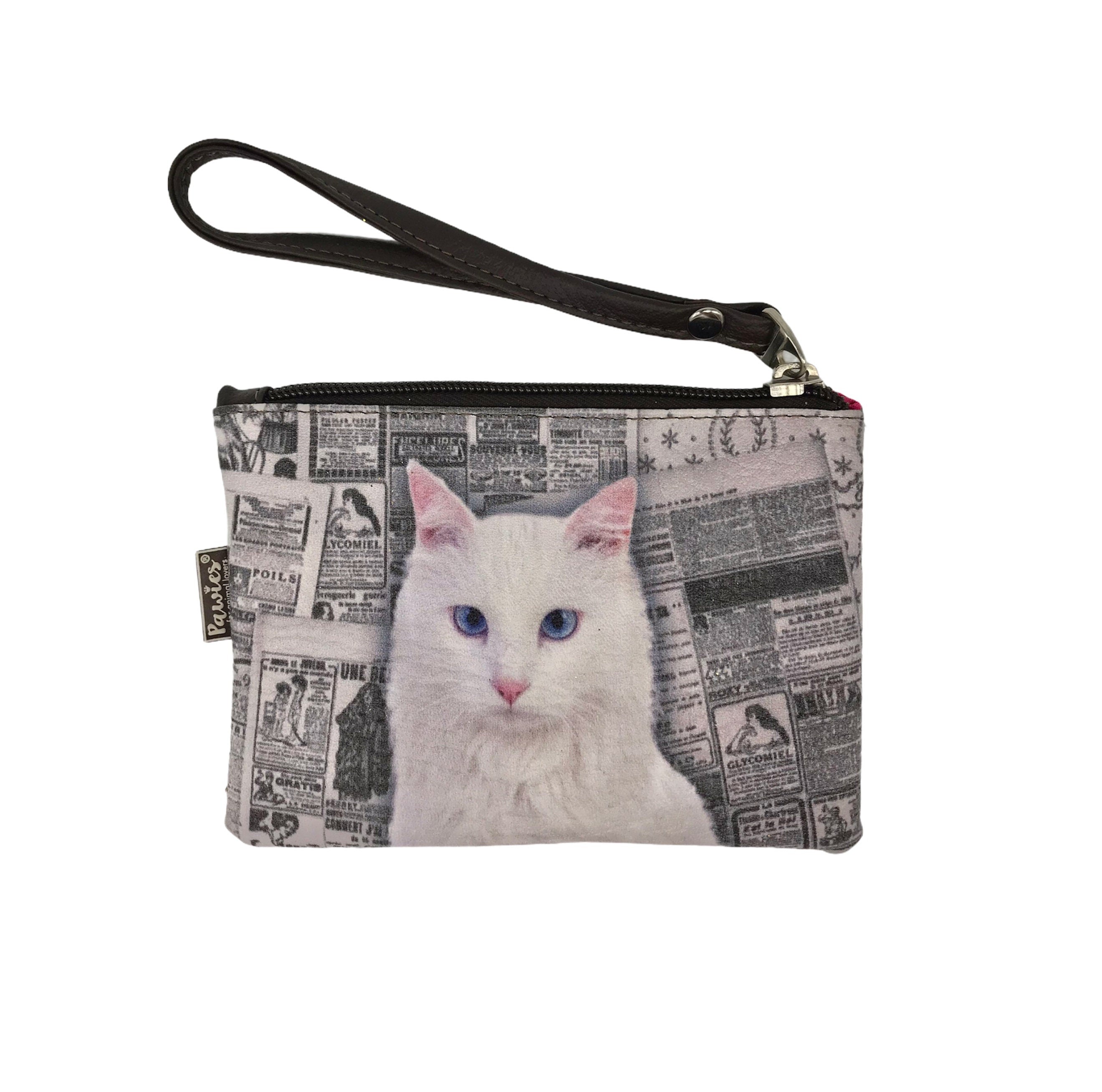 White Cat  Coin Purse • Vegan leather coin purse • Vegan Leather  • Wristlet coin purse • Animal Lovers